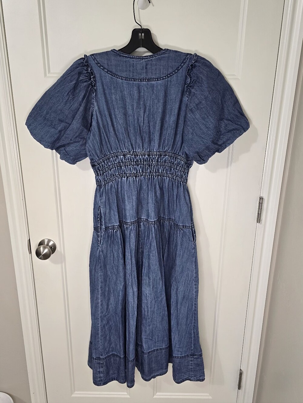 Anthropologie Pilcro Smocked Puffed sleeve Denim Midi Dress Women's XS - Picture 5 of 13